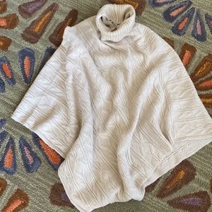 Jean Paul Gaultier maille femme poncho made in Italy. Alpaca wool.